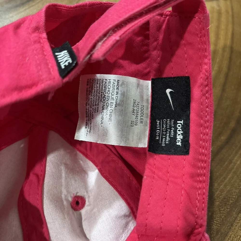 Nike Swoosh Embroidered Logo Cap Hat Adjustable Hot Pink Girls Size Toddler